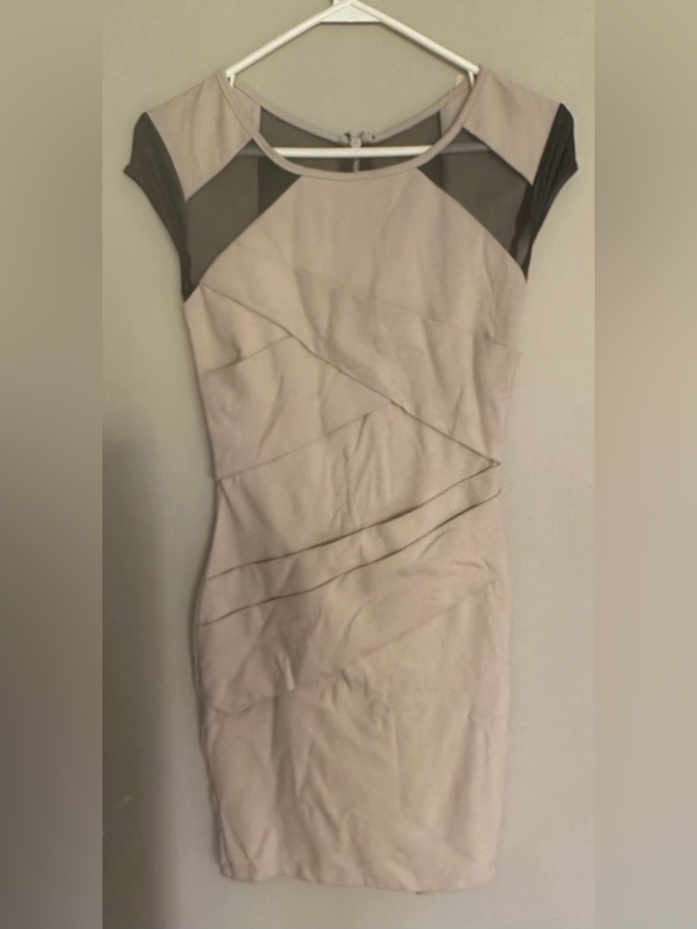 ARDEN B size XS CREAM Sheath Dress with BLACK Accent Panels